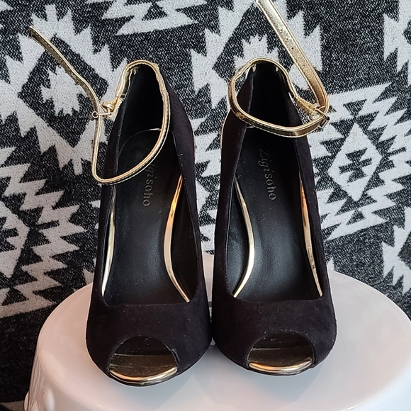 Preloved Suede Strappy Peeptoe Stillettos - Picture 2 of 4